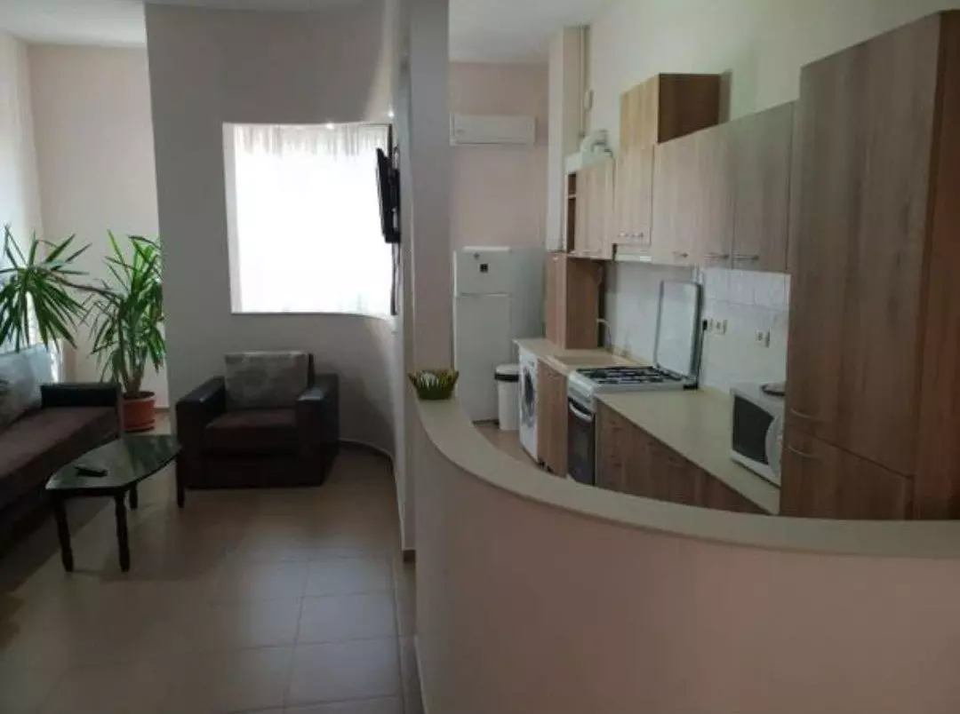 Long-term rental of 100 m² apartment in Faleza Nord district, Constanța, Romania