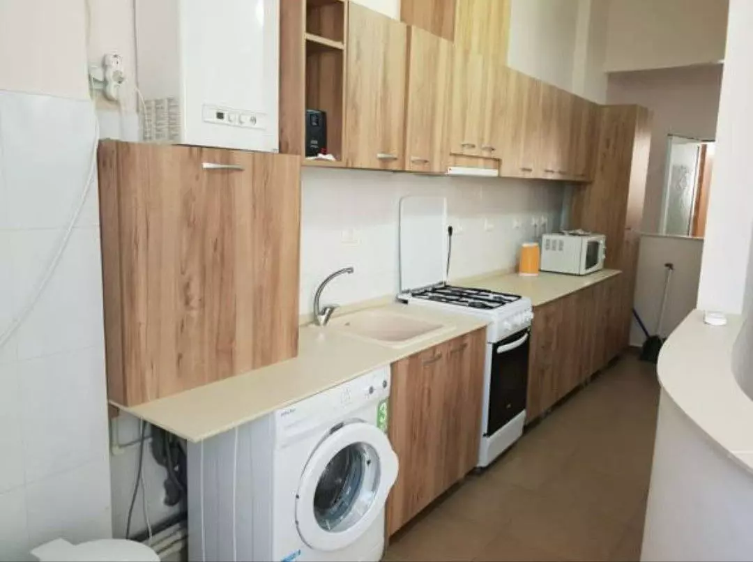 Long-term rental of 100 m² apartment in Faleza Nord district, Constanța, Romania