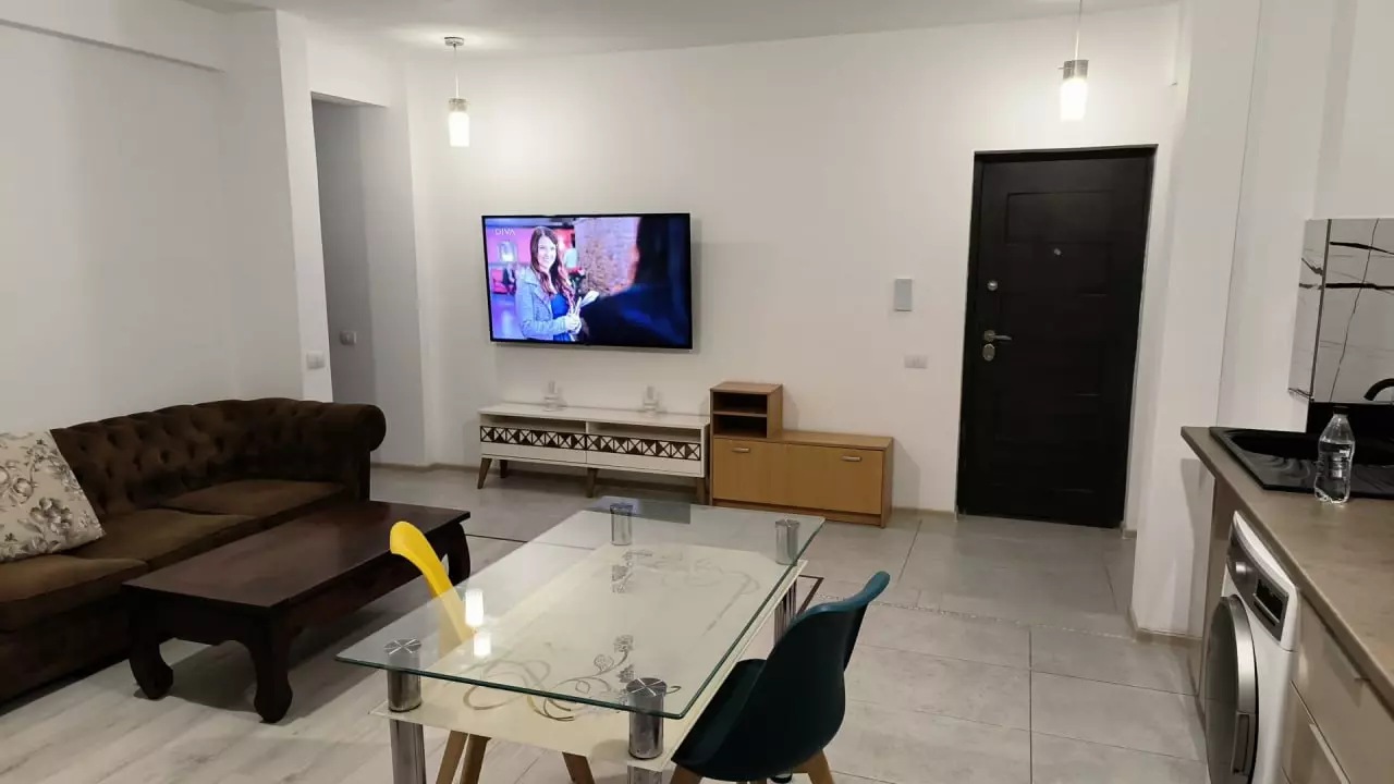 Long-term rental of 90 m² apartment in Tomis Plus district, Constanța, Romania