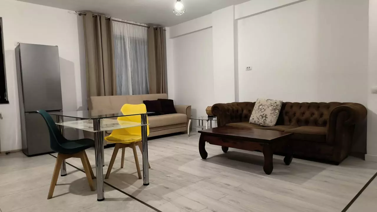 Long-term rental of 90 m² apartment in Tomis Plus district, Constanța, Romania