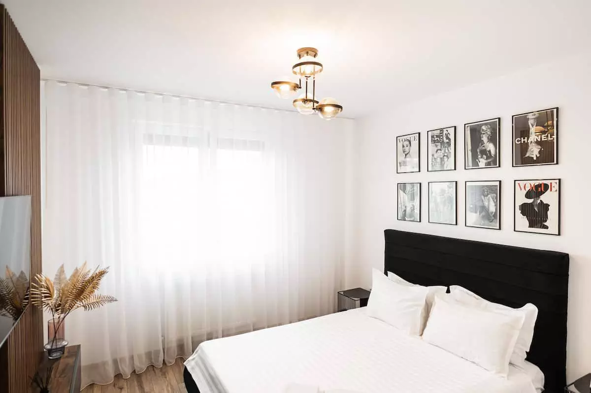 Long-term rental of 2-room studio apartment in Tractorul district, Brașov, Romania