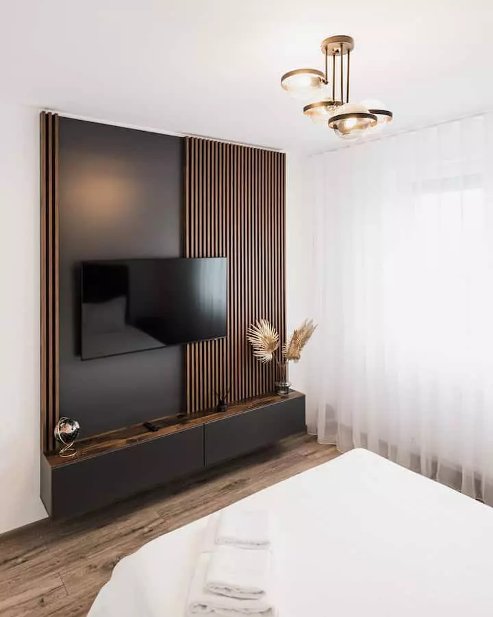 Long-term rental of 2-room studio apartment in Tractorul district, Brașov, Romania
