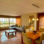 Long-term rental: 3-bedroom apartment, 122 m², Alicante, parking included