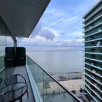 Alquiler a largo plazo apartamento de 1 dormitorio con vista panorámica al mar, Batumi