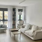 Long-term rental in Alicante — 3-bedroom apartment with terrace & parking, 130 m² near the center