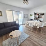 Долгосрочная аренда квартиры 2-комнатной, 52 м², Брашов, Румыния