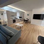Location longue durée d’un appartement de 3 pièces, 90 m², quartier Mamaia, Constanța, Roumanie