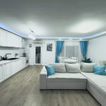 Долгосрочная аренда комфортной 3-комнатной квартиры, 75 м², Faleza Nord, Констанца, Румыния