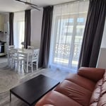 Location longue durée d’un appartement de 2 pièces, 50 m², à Bragadiru, Roumanie