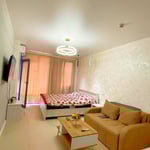 Neues, helles Studio mit Balkon zur Miete, 35 m², Batumi, Georgien