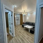 Аренда просторной, современной квартиры с балконом, 70 м², Батуми, Грузия