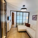 Vermietung einer hellen, stilvollen Wohnung, Blu Sky Tower, Batumi, Georgien
