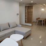 Mieten Sie eine gemütliche, möblierte 100 m² Wohnung im Blooming Tower, Da Nang