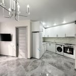 Location appartement moderne, meublé, 45 м², Batumi, Géorgie