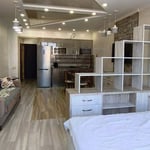 Location d'un studio ensoleillé et spacieux avec vue sur la montagne, 43 m², Batoumi, Géorgie