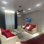 Helle und komfortable 83 m² Wohnung zu vermieten, Batumi, Georgien