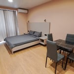 Location d'un studio moderne avec vue sur la ville, Calligraphy Towers, Batoumi, Géorgie