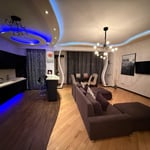 Location d’un appartement moderne et meublé avec parking, 120 m², Vake-Saburtalo, Tbilissi, Géorgie