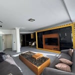 Location d'un appartement spacieux et luxueux avec terrasse, 140 m², Vračar, Belgrade, Serbie