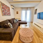 Apartamento moderno 54m² en alquiler en complejo residencial A Block, Nuevo Belgrado, Serbia