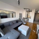 Alquiler de apartamento moderno 52m² en el complejo Green Residence, Belgrado, Serbia