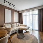Alquiler de apartamento elegante y moderno de 55 m² en el complejo premium BW Parkview, Belgrado