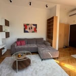 Аренда уютной трехкомнатной квартиры 64 м² в районе Вождовац, Белград