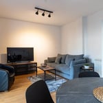 Location d'appartement spacieux de 75 m² avec cour privée, district de Vračar, Belgrade, Serbie