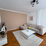 Gemütliches und geräumiges renoviertes Apartment 70 m², Neu-Belgrad, Serbien