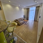 Alquiler de apartamento limpio y luminoso, 60 m², Batumi, Georgia