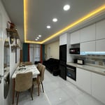 Alquiler de apartamento amplio y completamente amueblado, 70 m², Batumi, Georgia