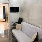 Сдаётся в аренду меблированная квартира (60м²) в частном доме, Батуми, Грузия