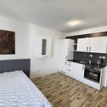 Estudio compacto 28m² en alquiler, Bratislava, Eslovaquia