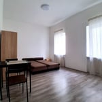 Alquiler de estudio compacto en el Casco Antiguo, Bratislava, Eslovaquia