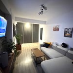 Аренда свежей, комфортной 2-комнатной квартиры напротив озера, Бухарест, 6-й сектор, Румыния