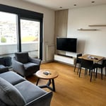 Location d’un appartement de trois pièces de 57 m² dans un immeuble neuf et moderne en centre-ville, Belgrade, Serbie