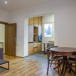 Location d’un appartement confortable de trois pièces, 87 m², Belgrade, Vračar, Serbie