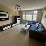 Alquiler de un apartamento amplio y luminoso, 113 m², Burgas, Bulgaria