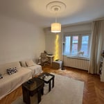 Аренда уютной меблированной трехкомнатной квартиры 77 м² во Врачаре, Белград, Сербия