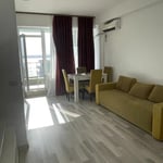 Alquiler de un apartamento amueblado de 2 habitaciones, 57 m², Mamaia, Constanța, Rumanía