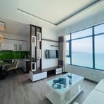 Alquiler de un moderno apartamento amueblado de 2 dormitorios cerca del mar, Nha Trang, Vietnam