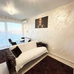 Location d’un appartement lumineux de 2 pièces avec balcon, Mamaia Sat, Roumanie