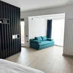 Alquiler de un luminoso estudio, primera línea de mar, Mamaia Sat, Rumanía