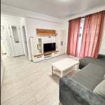 Location d’un appartement neuf et meublé avec balcon, Bucarest, Roumanie
