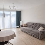 Appartement lumineux et moderne de 50 m² avec balcon à louer à Mokotów, Varsovie, Pologne
