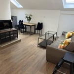 Location appartement confortable, meublé, sur deux étages, 55 m², Vračar, Belgrade, Serbie