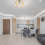 Alquiler de apartamento acogedor y amueblado, complejo Isaran, Brasov, Rumania