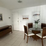 Location longue durée d’un appartement de 2 pièces, 64 m², à Barra da Tijuca, Rio de Janeiro, Brésil