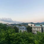 Casa de dos pisos en alquiler a largo plazo en Batumi, zona del Aeropuerto