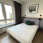 Long-term rental 3-room 60 m² apartment with balcony & AC on Na Grobli St, Wrocław